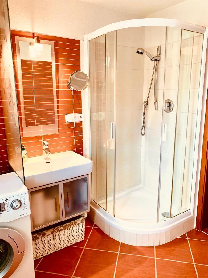 Apartment Klara. City Center. Free Parking Liptovský Mikuláš Exteriör bild